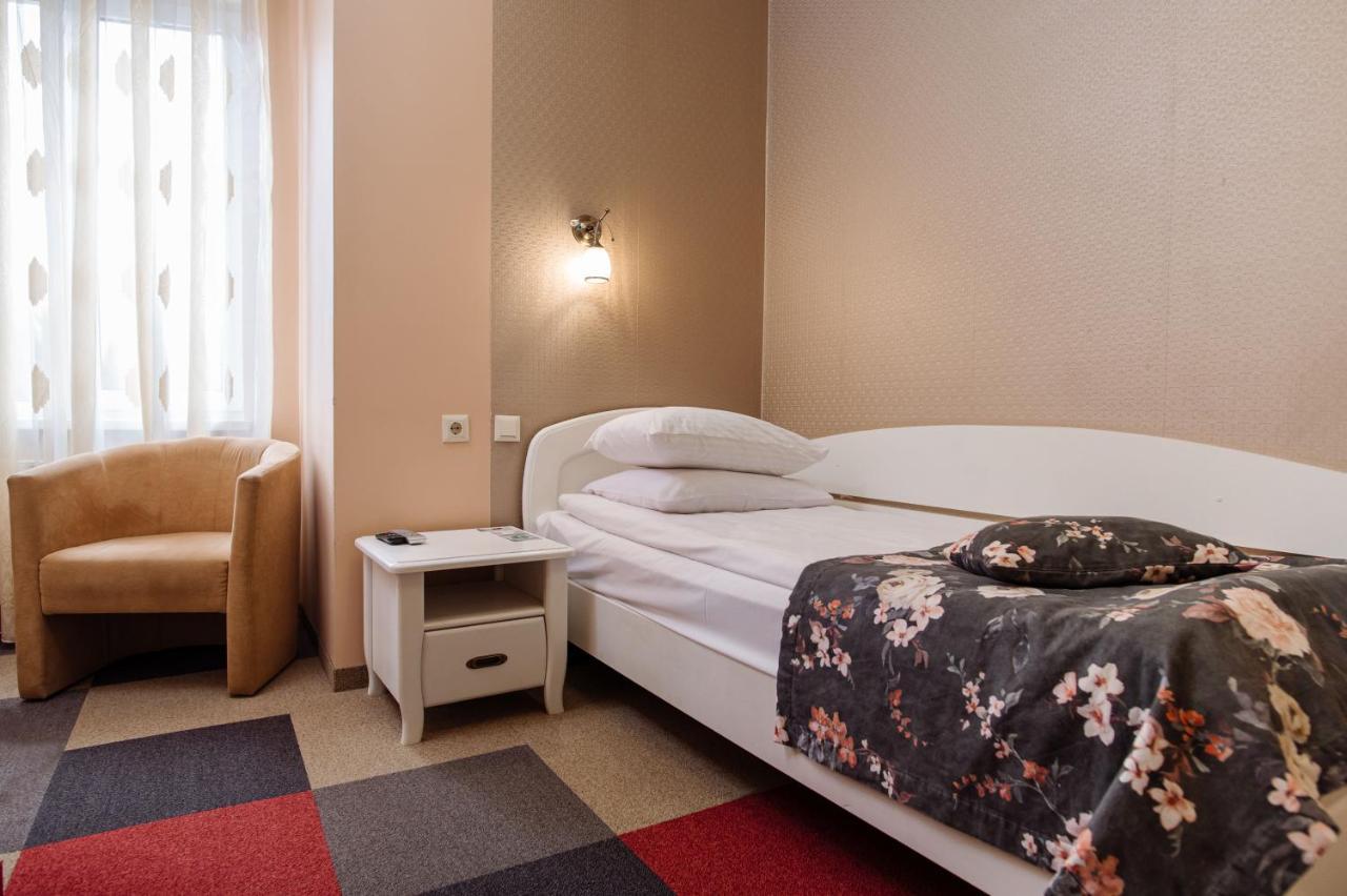 Hotel Na Horyzonti à Trouskavets Extérieur photo