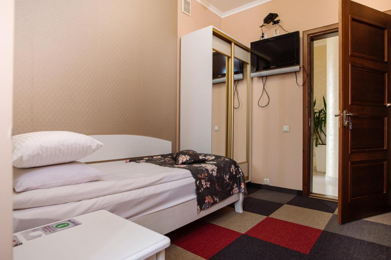 Hotel Na Horyzonti à Trouskavets Extérieur photo