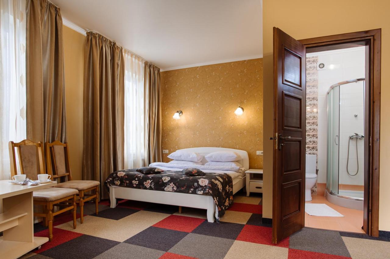 Hotel Na Horyzonti à Trouskavets Extérieur photo